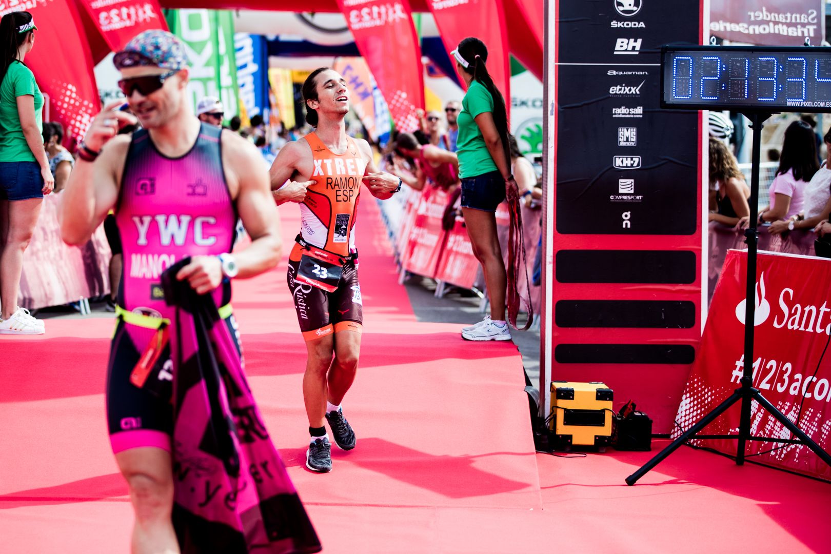 Tomasmoyaphoto_660411